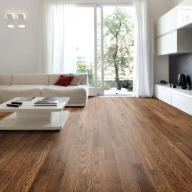 LAMINATE FLOORING